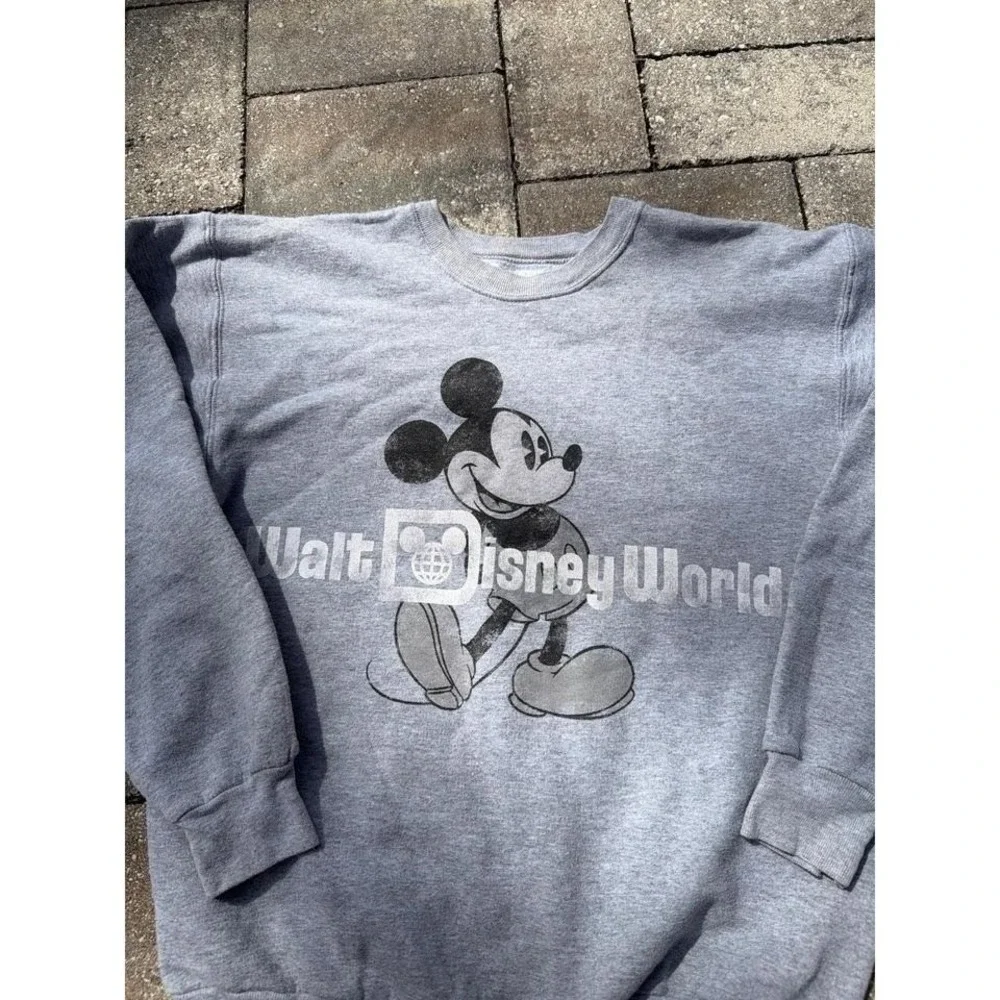 Disney Mickey Mouse Crewneck‎ Sweater Gray Small Disneyland